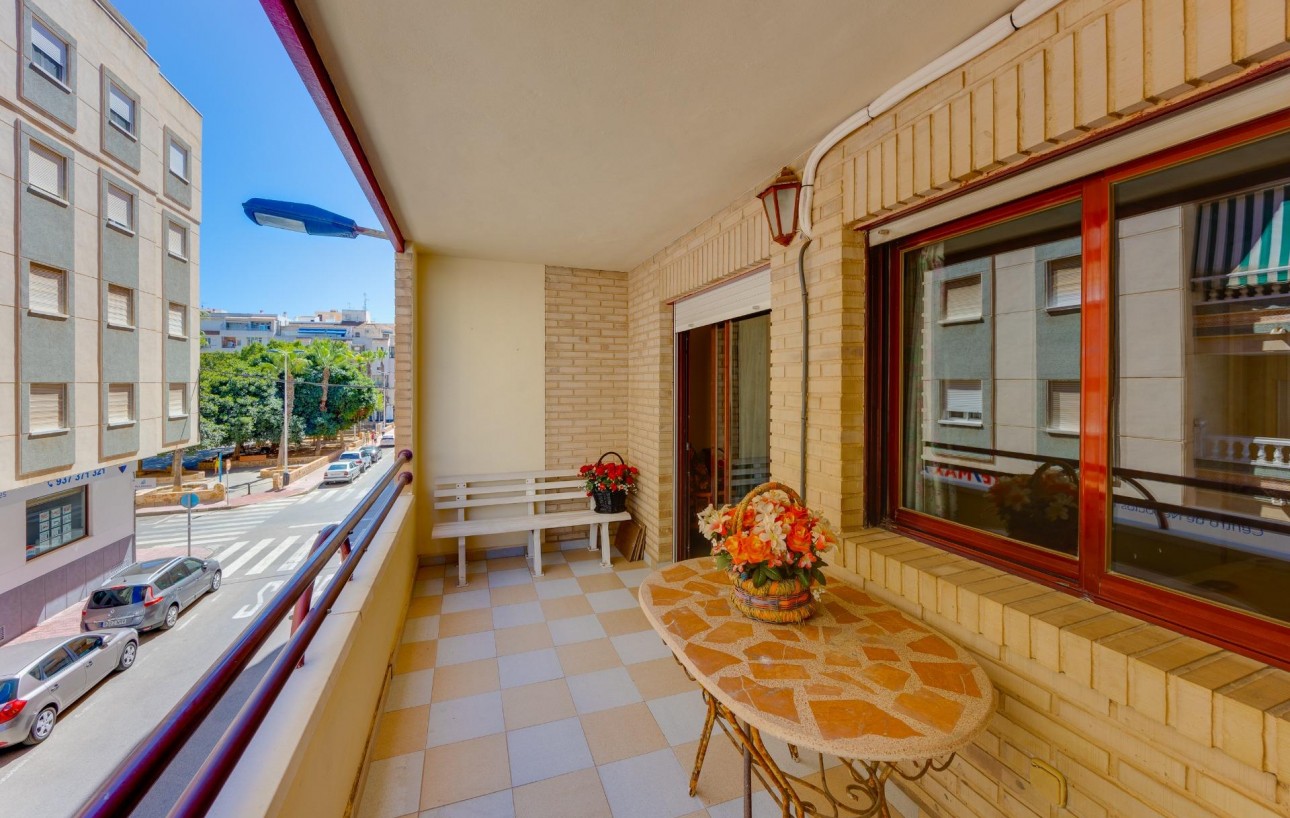 Venta - Apartamento - Torrevieja - Playa del cura