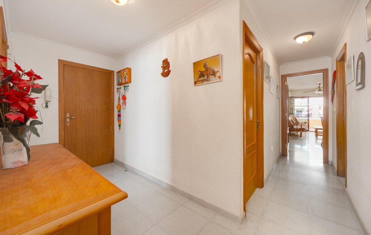 Venta - Apartamento - Torrevieja - Playa del cura