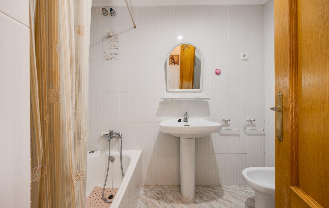 Venta - Apartamento - Torrevieja - Playa del cura