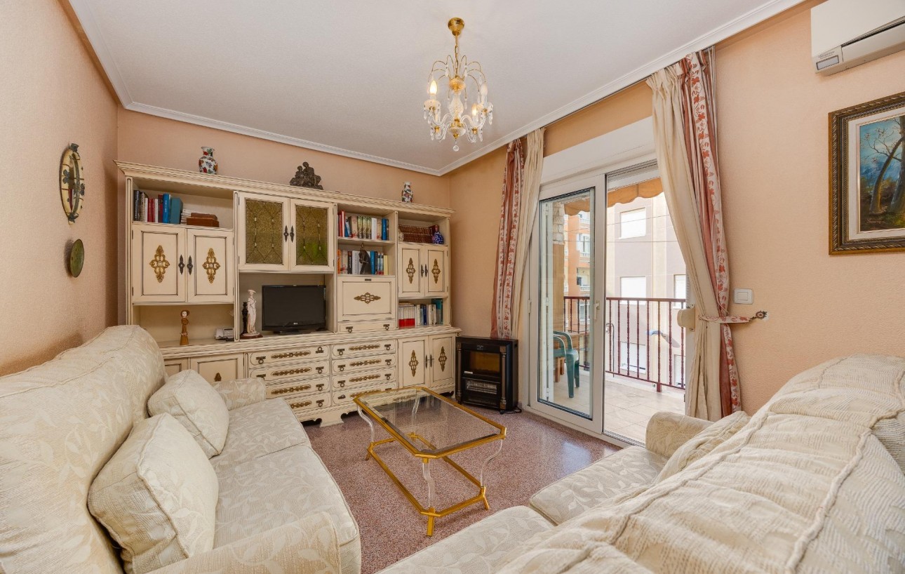 Resale - Lägenhet - Torrevieja - Centro
