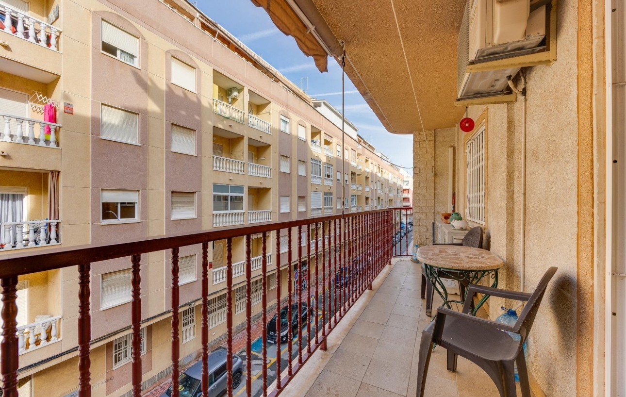 Resale - Lägenhet - Torrevieja - Centro