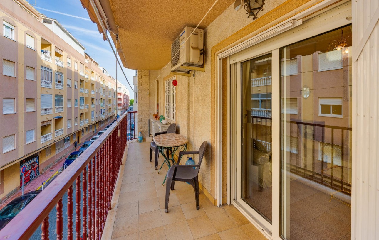 Resale - Lägenhet - Torrevieja - Centro