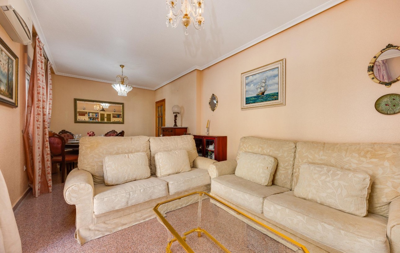 Resale - Lägenhet - Torrevieja - Centro