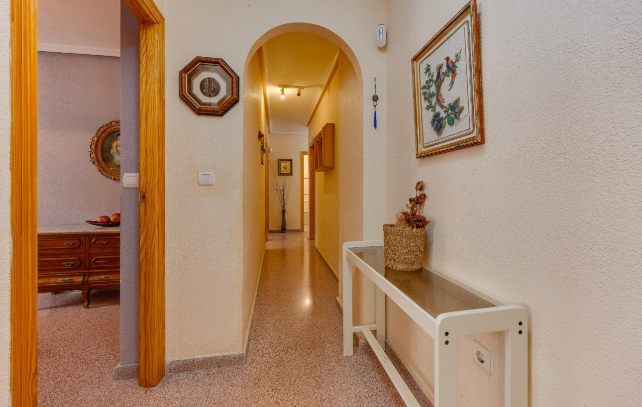 Resale - Lägenhet - Torrevieja - Centro