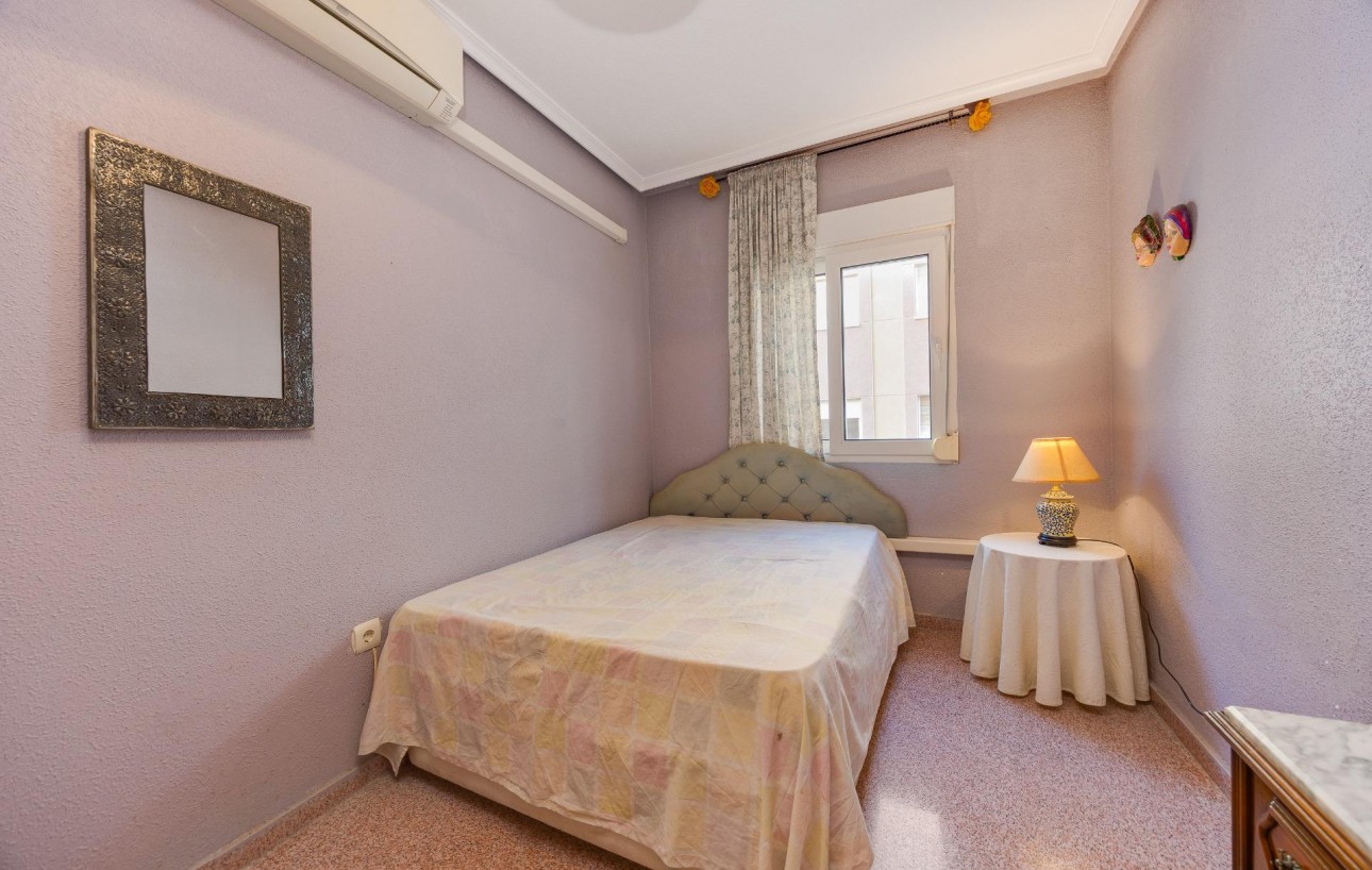 Resale - Lägenhet - Torrevieja - Centro