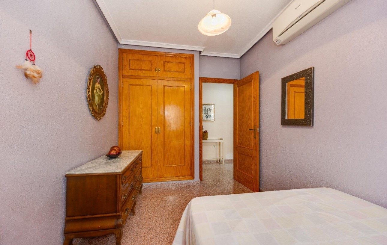 Resale - Lägenhet - Torrevieja - Centro