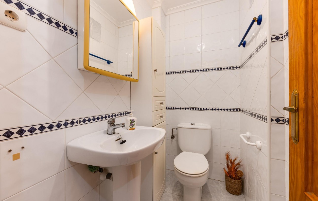 Resale - Lägenhet - Torrevieja - Centro