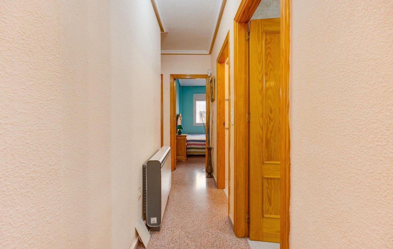 Resale - Lägenhet - Torrevieja - Centro