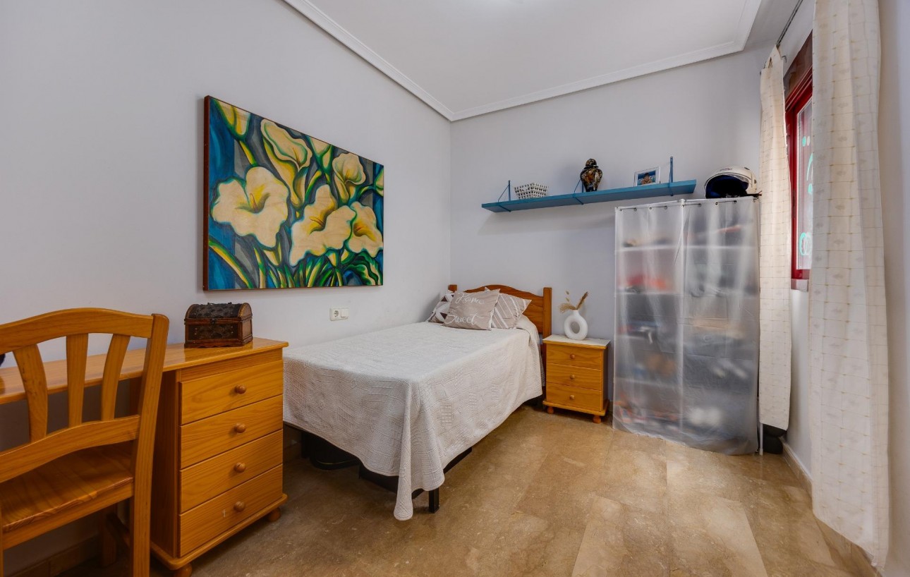 Venta - Apartamento - Torrevieja - Centro