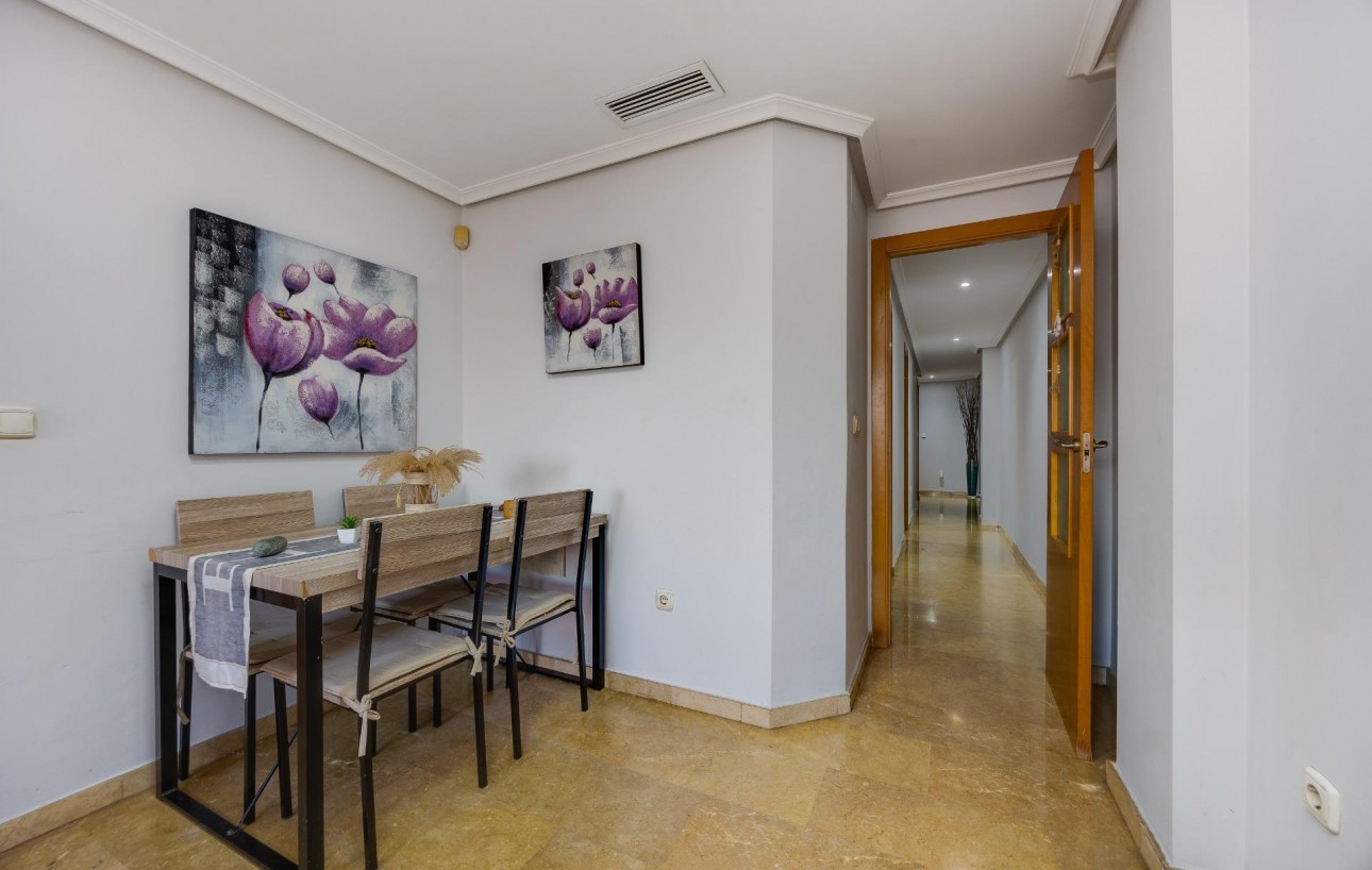 Venta - Apartamento - Torrevieja - Centro