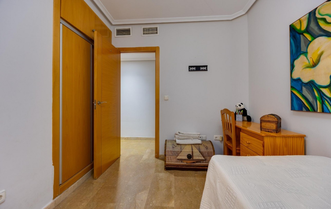 Venta - Apartamento - Torrevieja - Centro