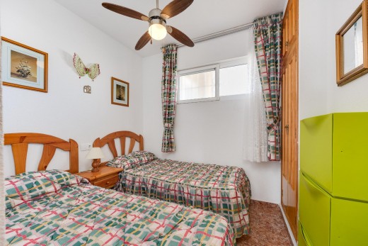 Sale - Apartment - Torrevieja - Playa de los locos