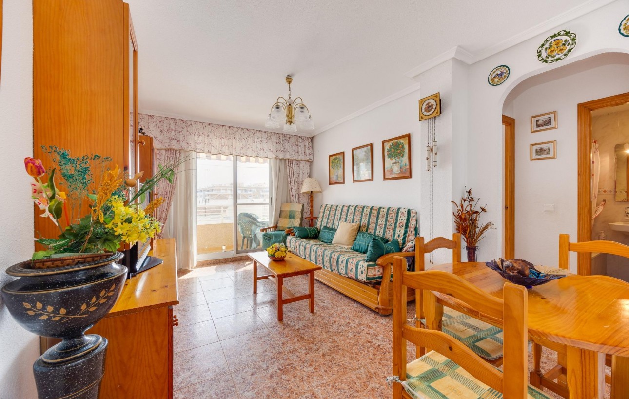 Sale - Apartment - Torrevieja - Playa de los locos