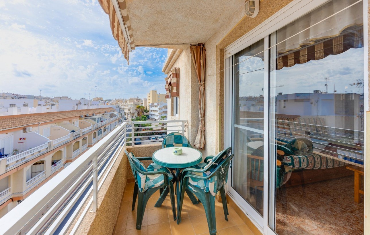 Sale - Apartment - Torrevieja - Playa de los locos