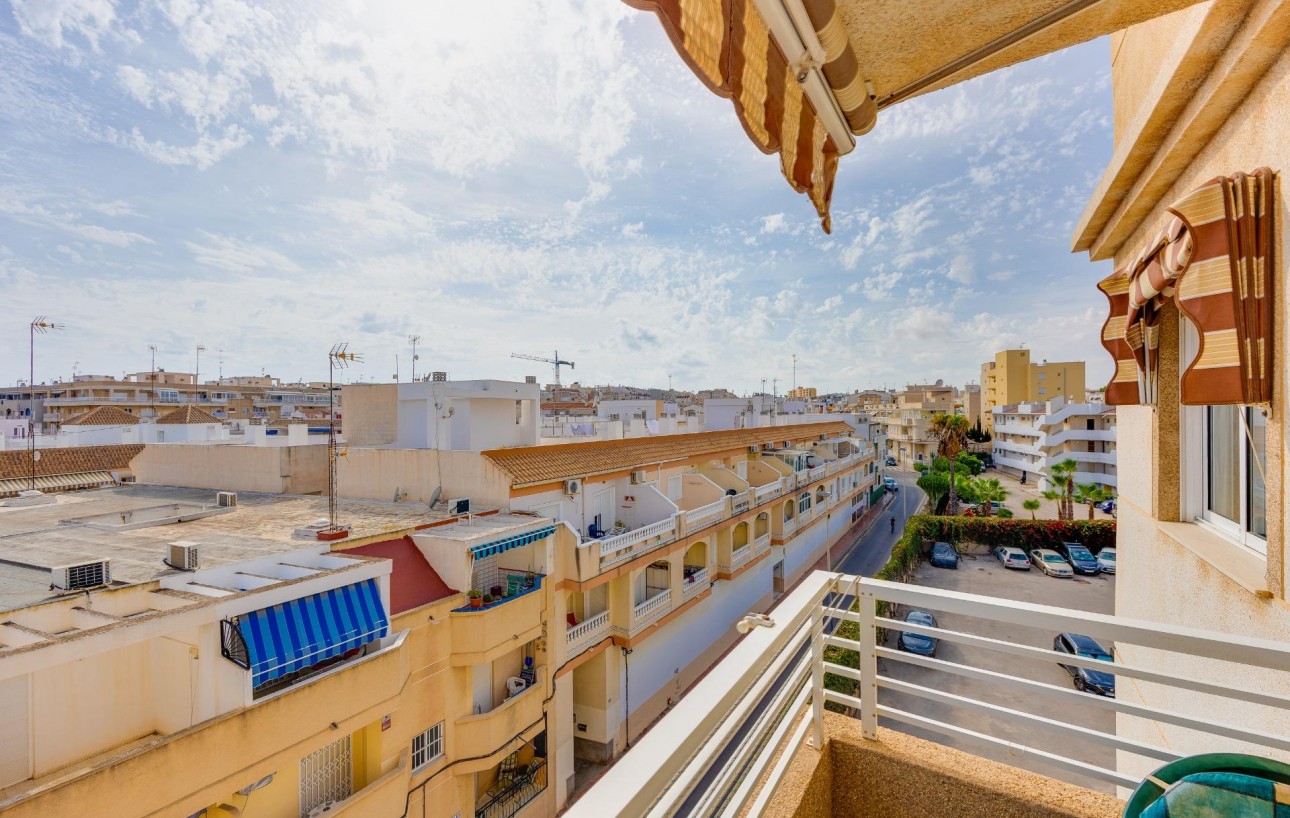 Sale - Apartment - Torrevieja - Playa de los locos