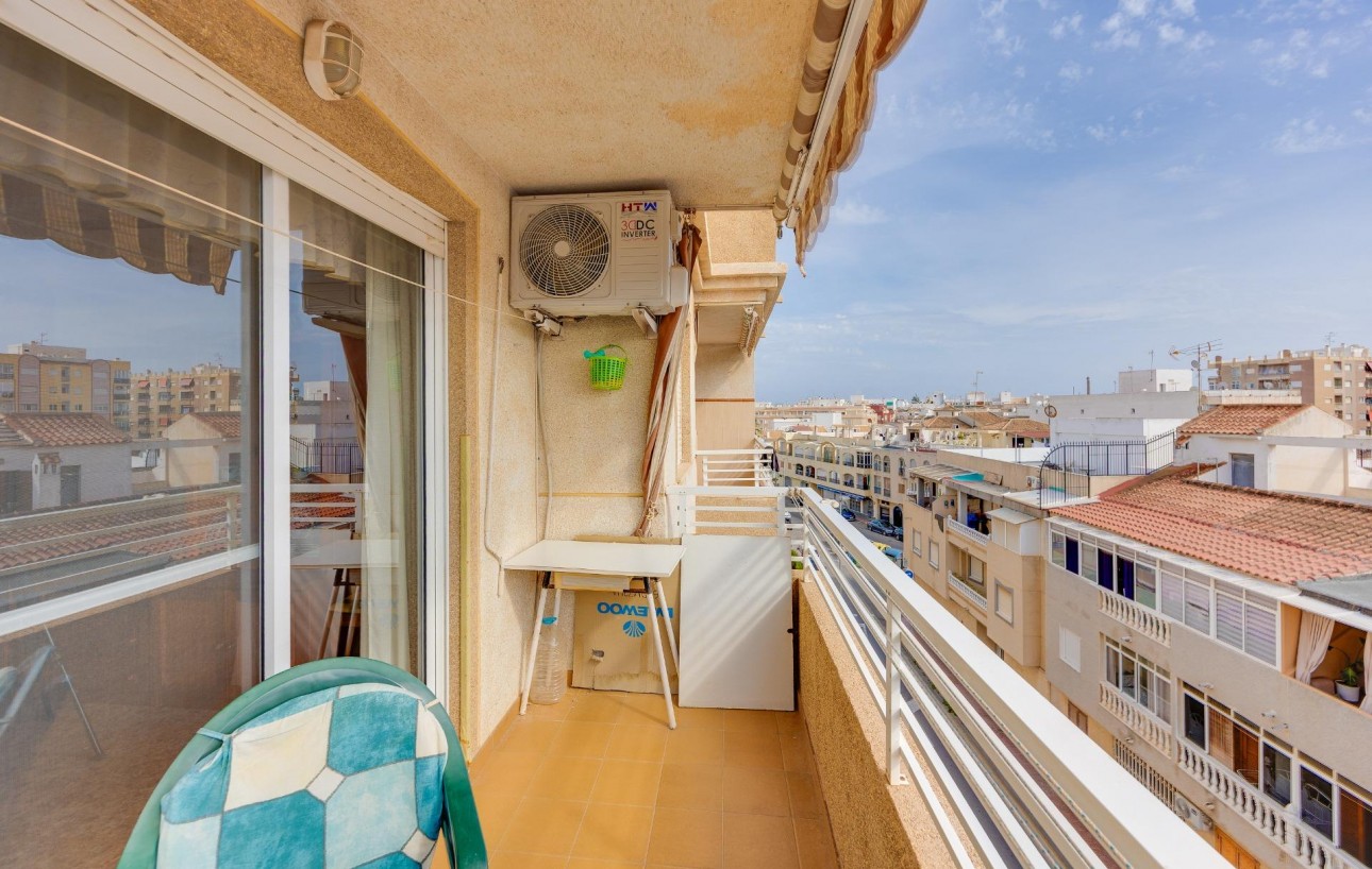 Sale - Apartment - Torrevieja - Playa de los locos