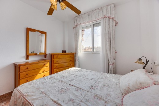 Sale - Apartment - Torrevieja - Playa de los locos