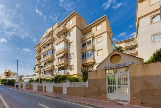 Sale - Apartment - Torrevieja - Playa de los locos