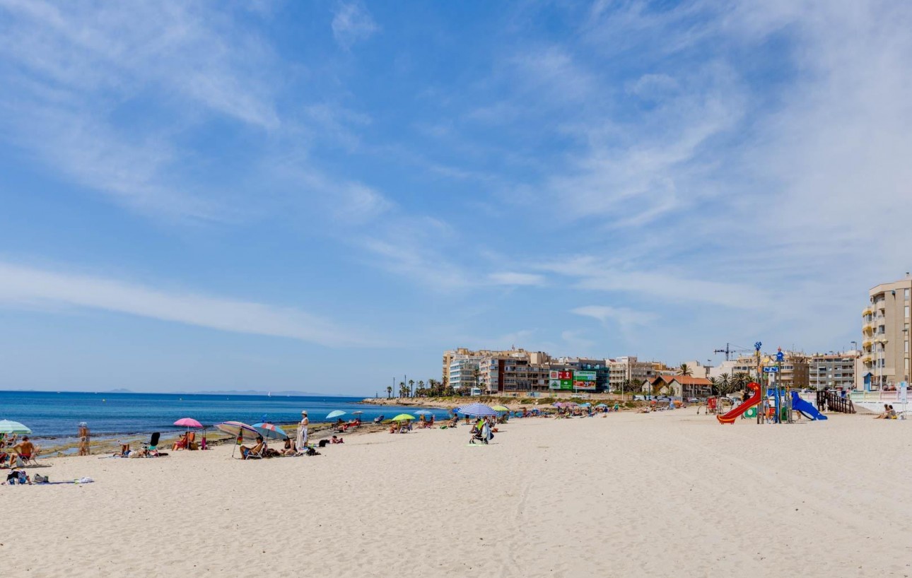 Sale - Apartment - Torrevieja - Playa de los locos