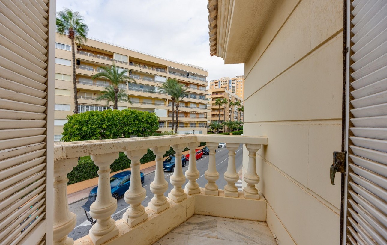 Resale - Lägenhet - Torrevieja - Playa de los locos