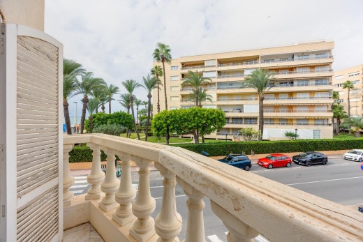 Resale - Lägenhet - Torrevieja - Playa de los locos