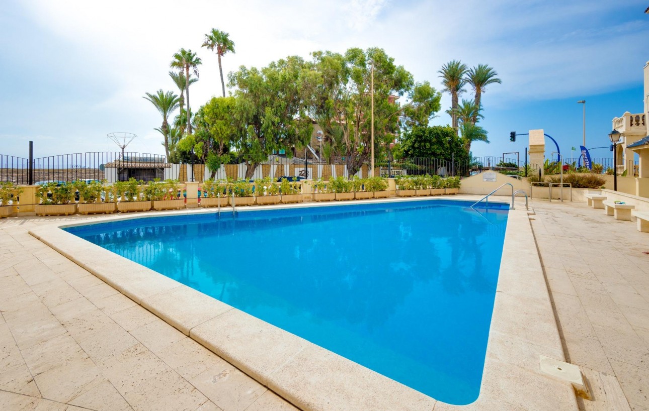 Resale - Lägenhet - Torrevieja - Playa de los locos