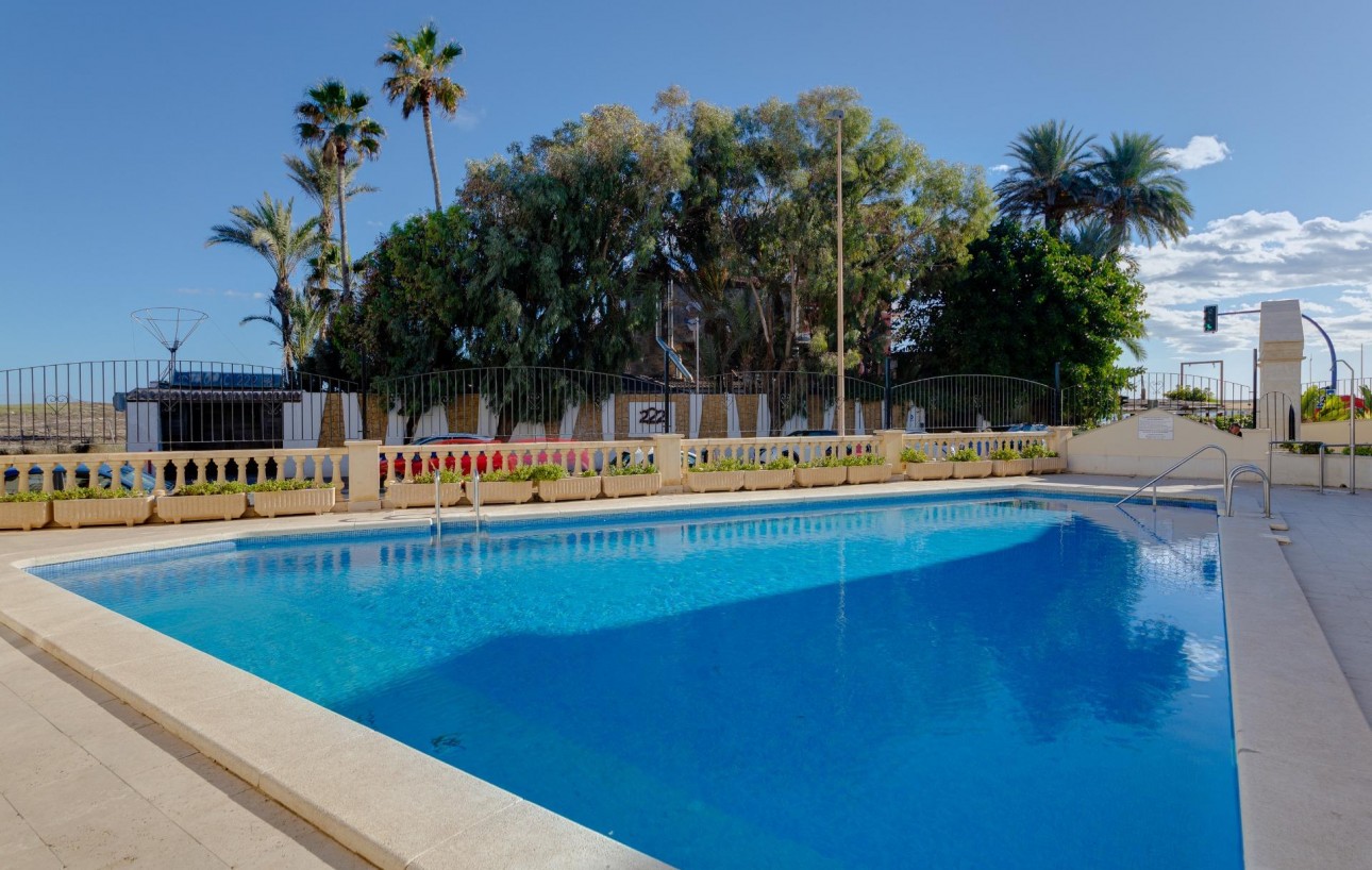 Resale - Lägenhet - Torrevieja - Playa de los locos
