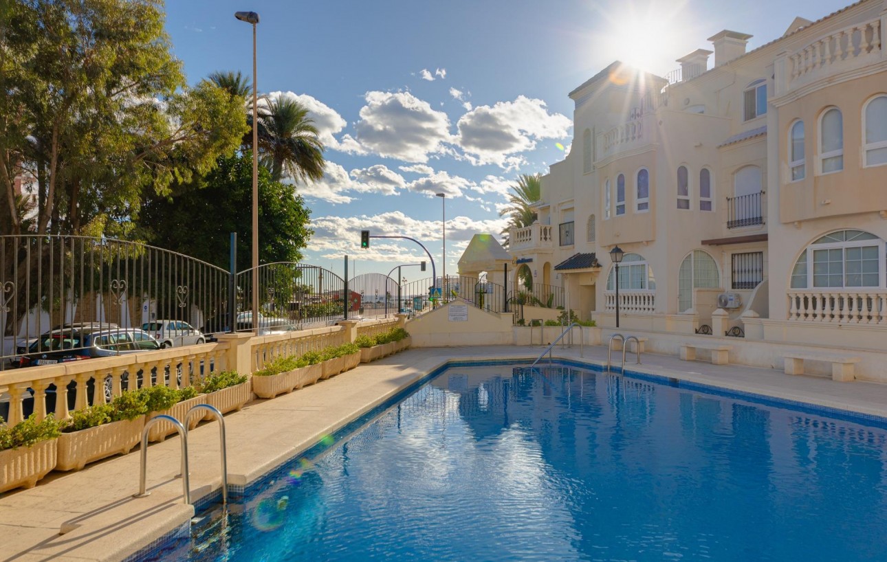Resale - Lägenhet - Torrevieja - Playa de los locos