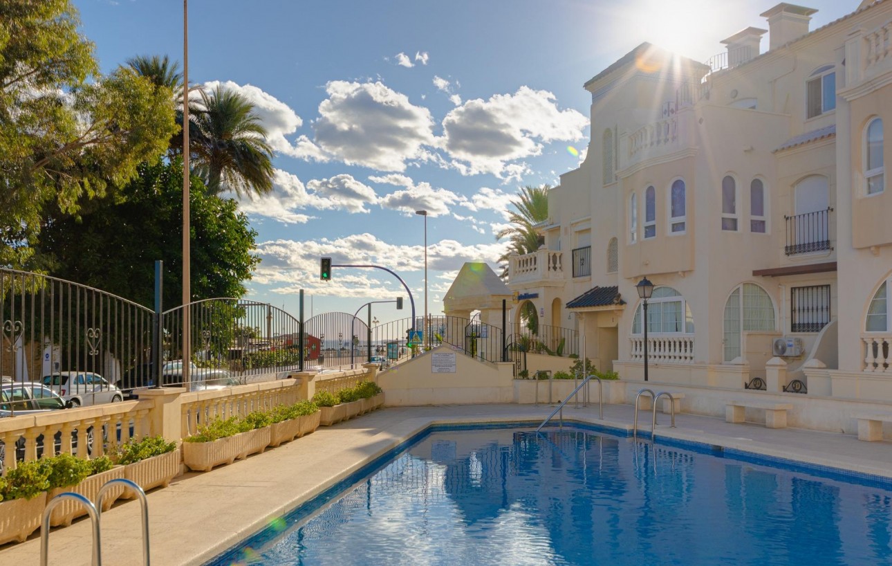 Resale - Lägenhet - Torrevieja - Playa de los locos
