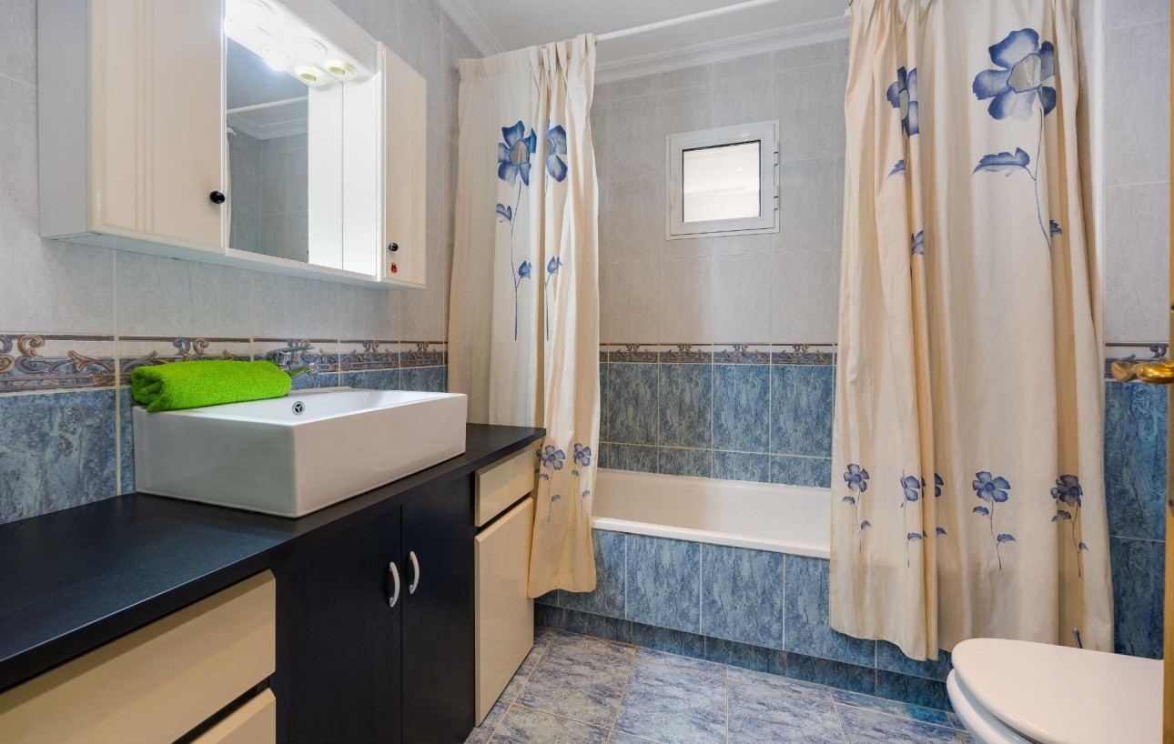 Venta - Apartamento - Torrevieja - Playa del cura