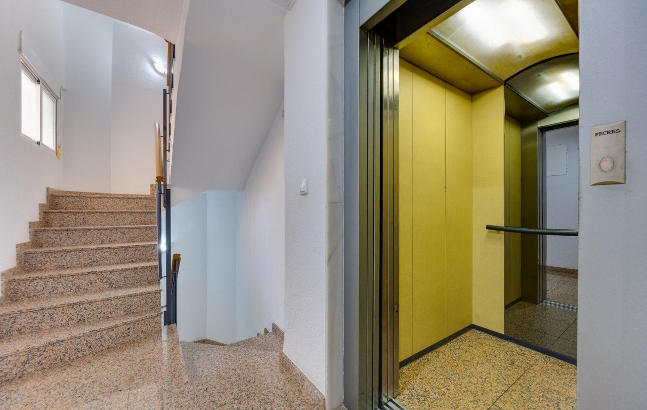 Venta - Apartamento - Torrevieja - Playa del cura