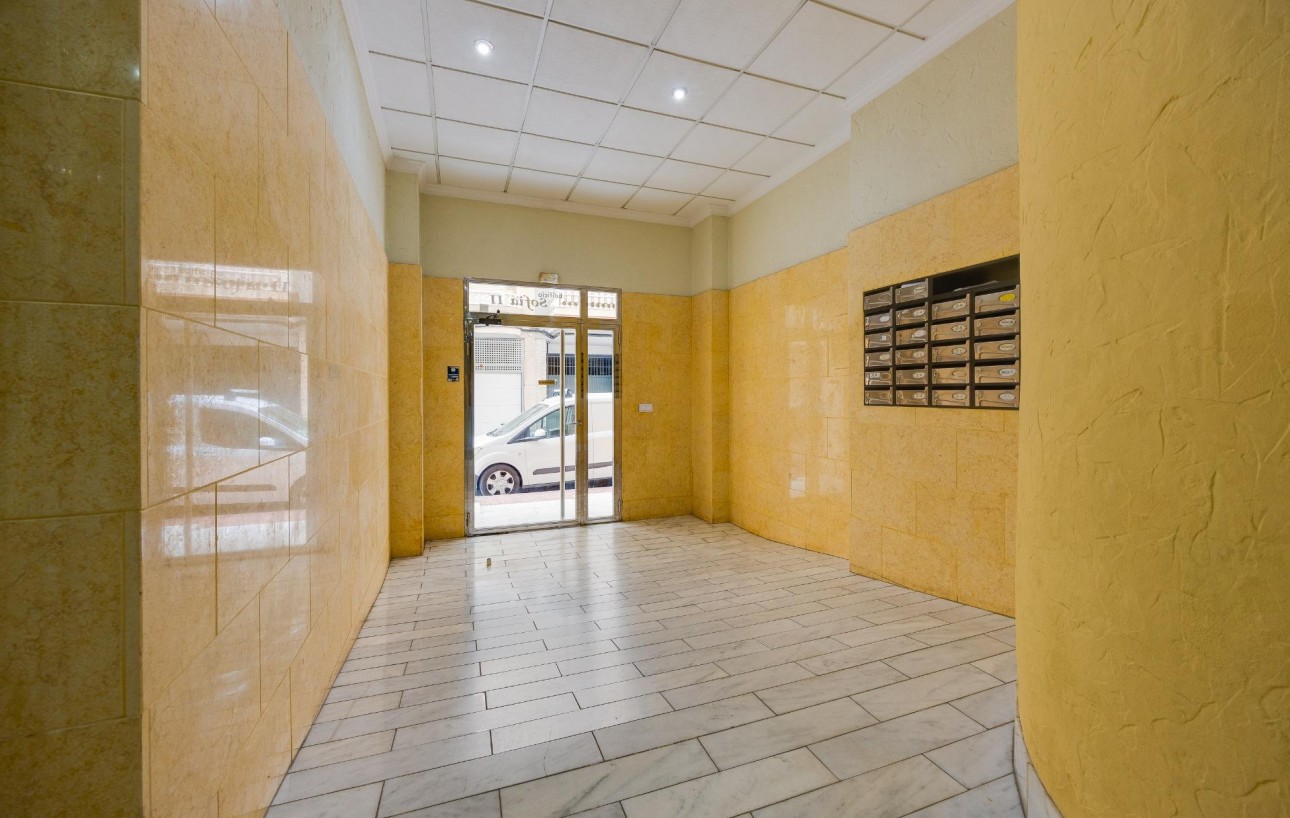 Venta - Apartamento - Torrevieja - Playa del cura
