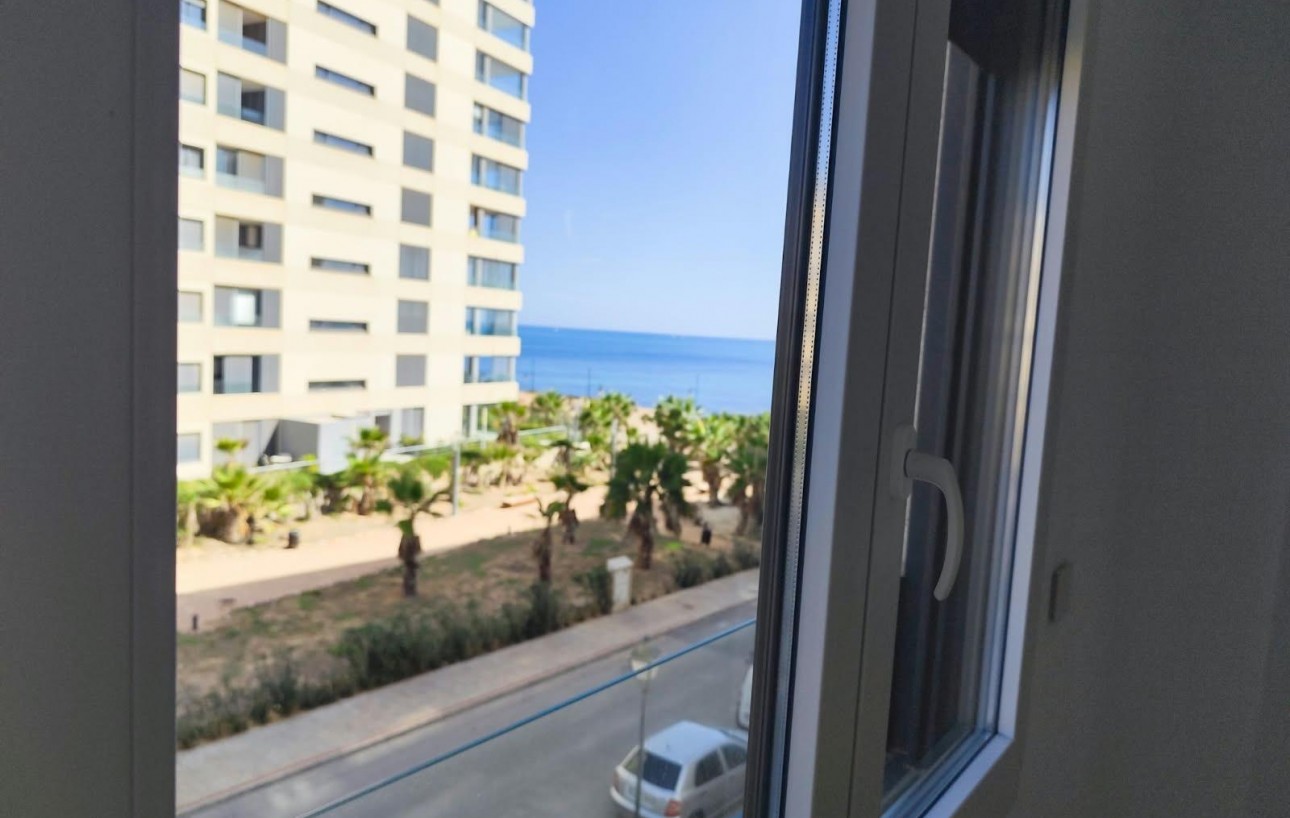 Revente - Appartement - Orihuela Costa - Punta Prima