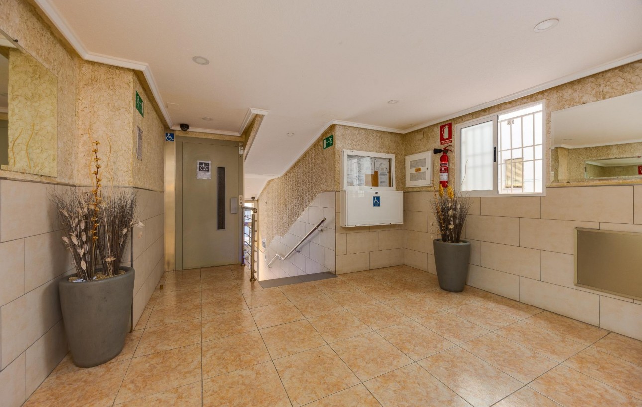 Sale - Apartment - Torrevieja - Playa del cura