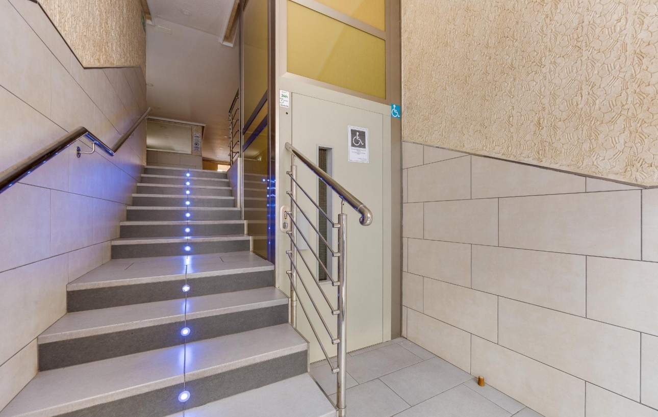 Sale - Apartment - Torrevieja - Playa del cura
