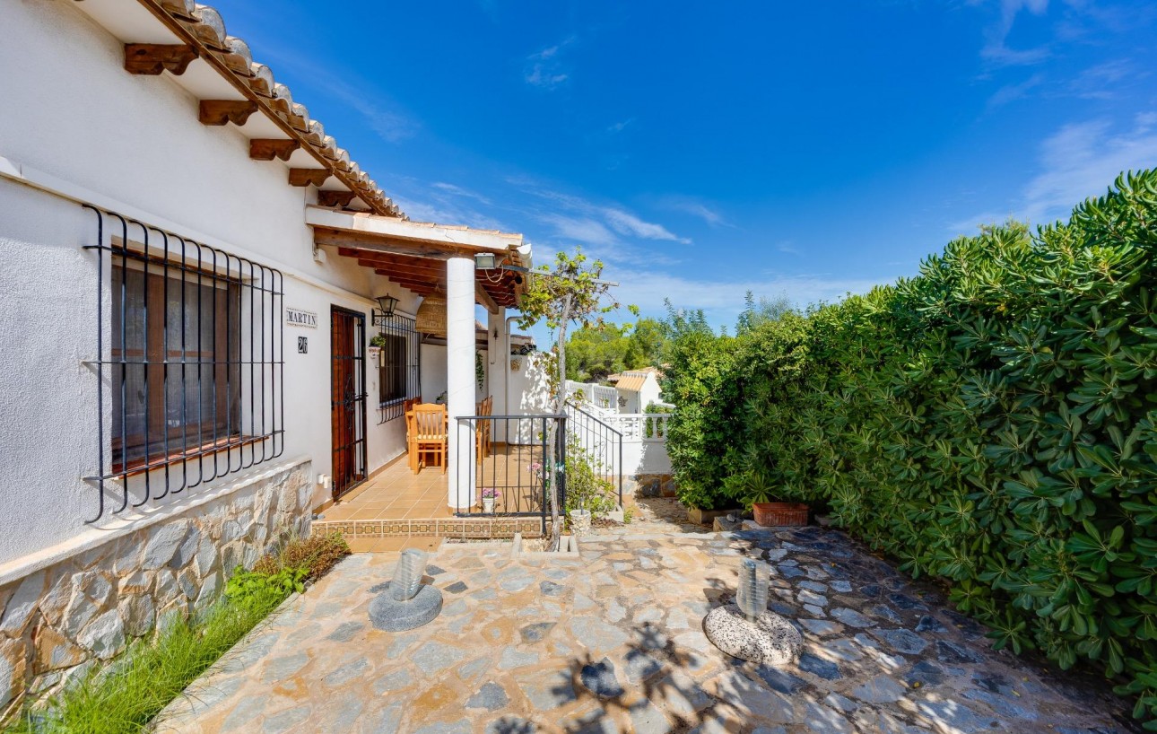 Sale - Bungalow - Torrevieja - Los balcones