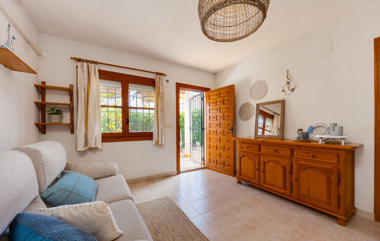Sale - Bungalow - Torrevieja - Los balcones