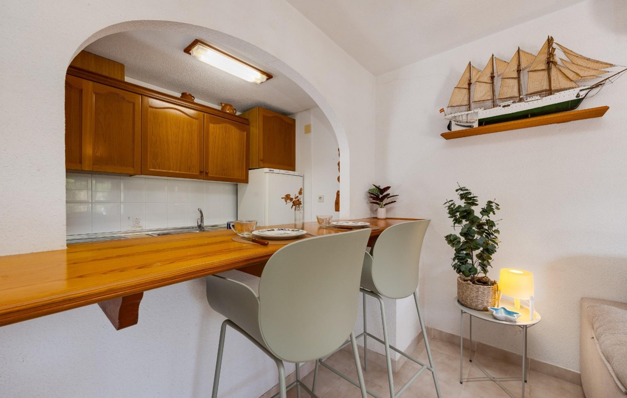 Sale - Bungalow - Torrevieja - Los balcones