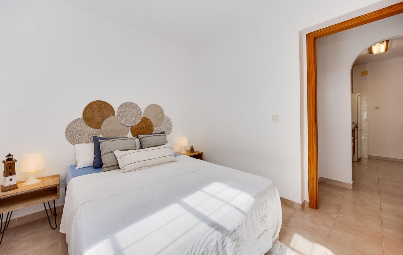 Sale - Bungalow - Torrevieja - Los balcones