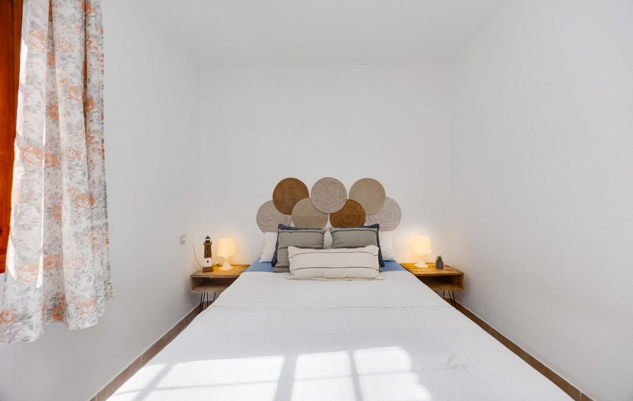 Sale - Bungalow - Torrevieja - Los balcones