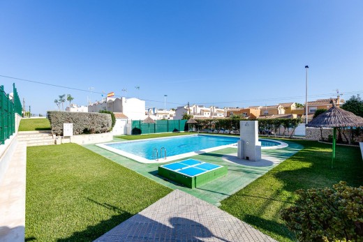 Sale - Bungalow - Torrevieja - Los balcones