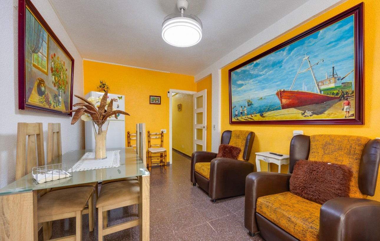 Venta - Apartamento - Torrevieja - Playa del cura