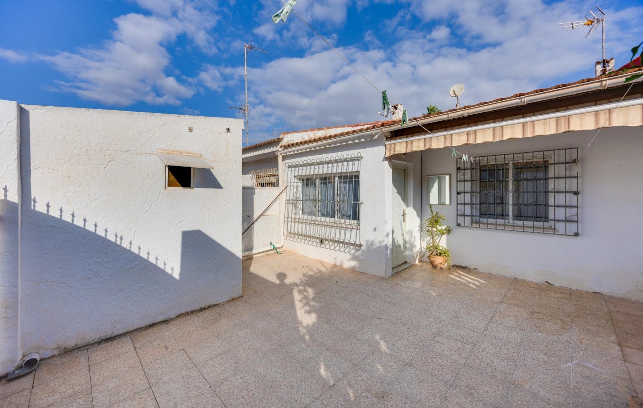 Revente - Chalet - Torrevieja - Torretas
