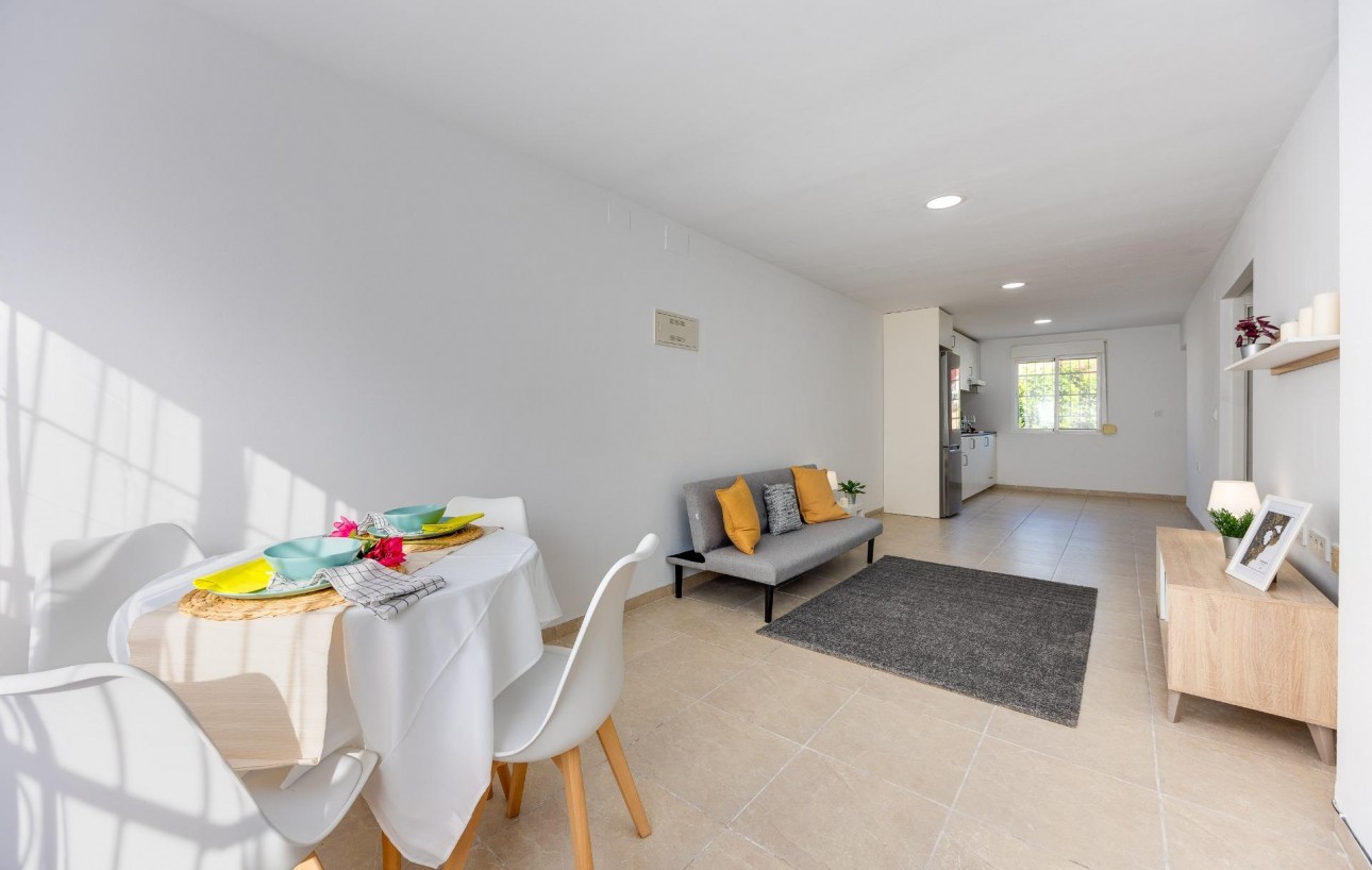 Revente - Chalet - Torrevieja - Torretas