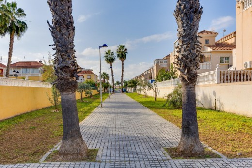 Revente - Chalet - Torrevieja - Torretas