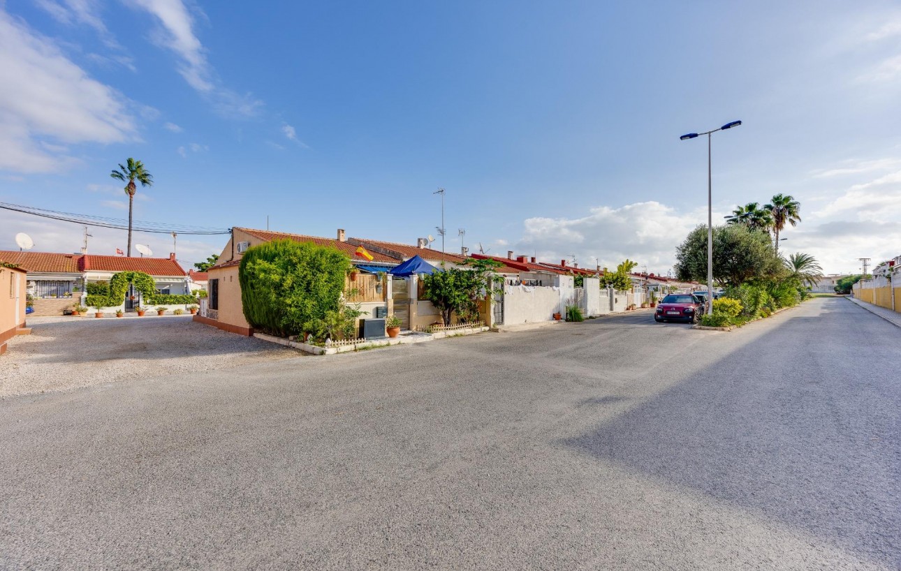 Revente - Chalet - Torrevieja - Torretas