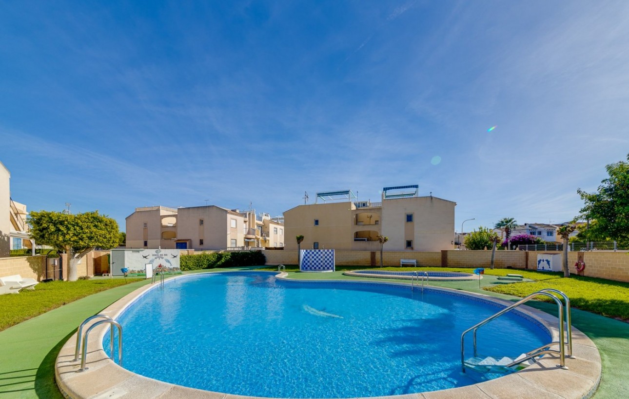 Sale - Bungalow Planta Baja - Torrevieja - El chaparral