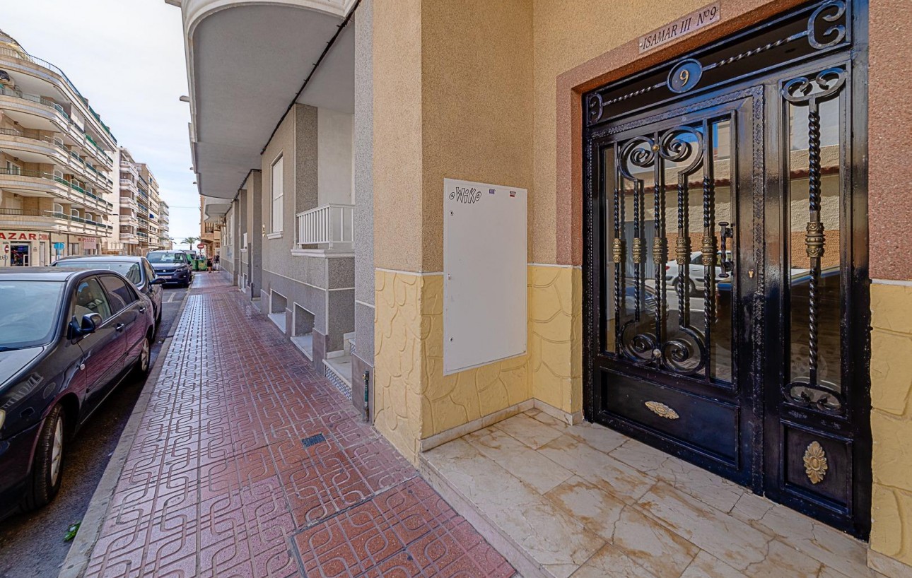 Sale - Apartment - Torrevieja - Playa del cura