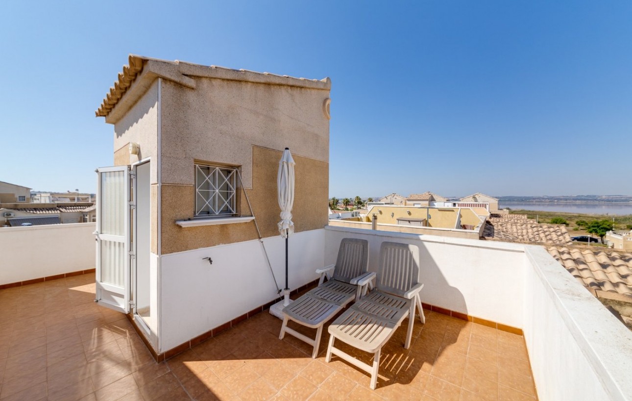 Sale - Chalet - Torrevieja - Torretas