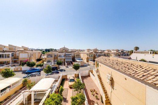 Sale - Chalet - Torrevieja - Torretas